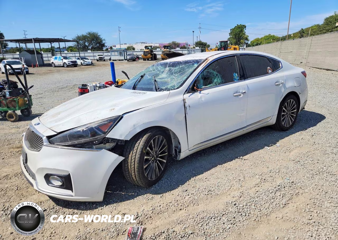 2018 Kia Cadenza Premium