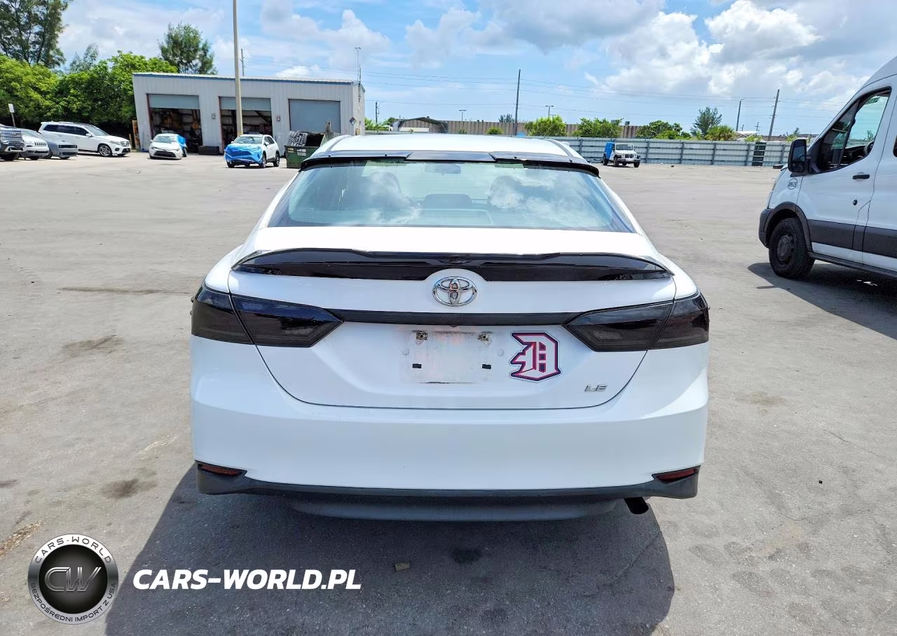 2018 Toyota Camry L VIN:4T1B11HK9JU047583 - 6