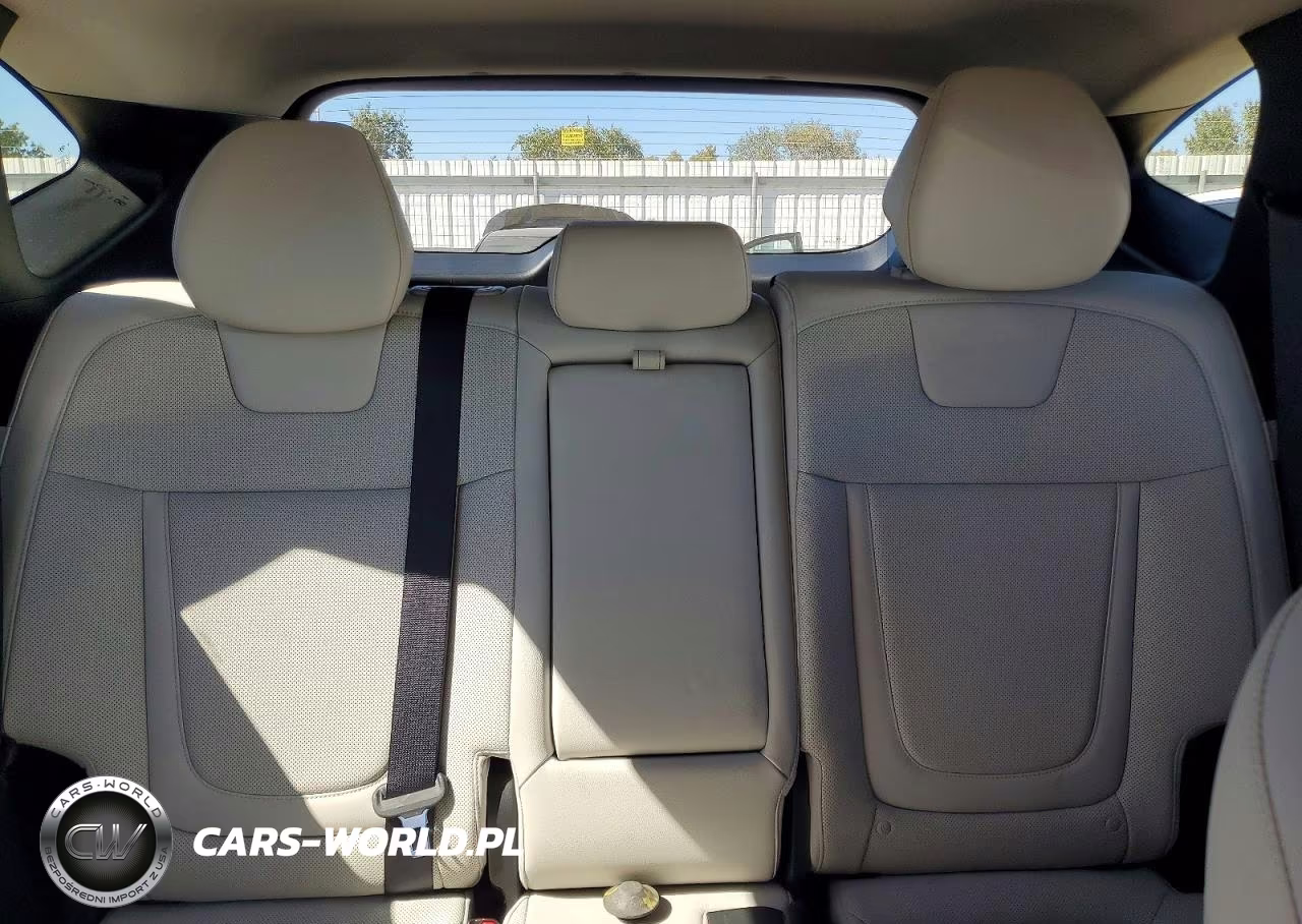 2025 Hyundai Tucson Limited VIN:KM8JEDD15SU309602 - 10