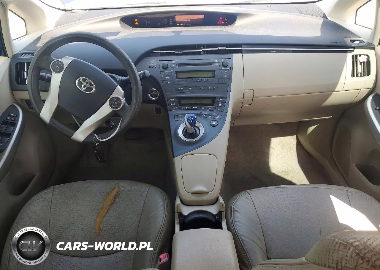 2011 Toyota Prius Two VIN:JTDKN3DU3B1425332 - 8