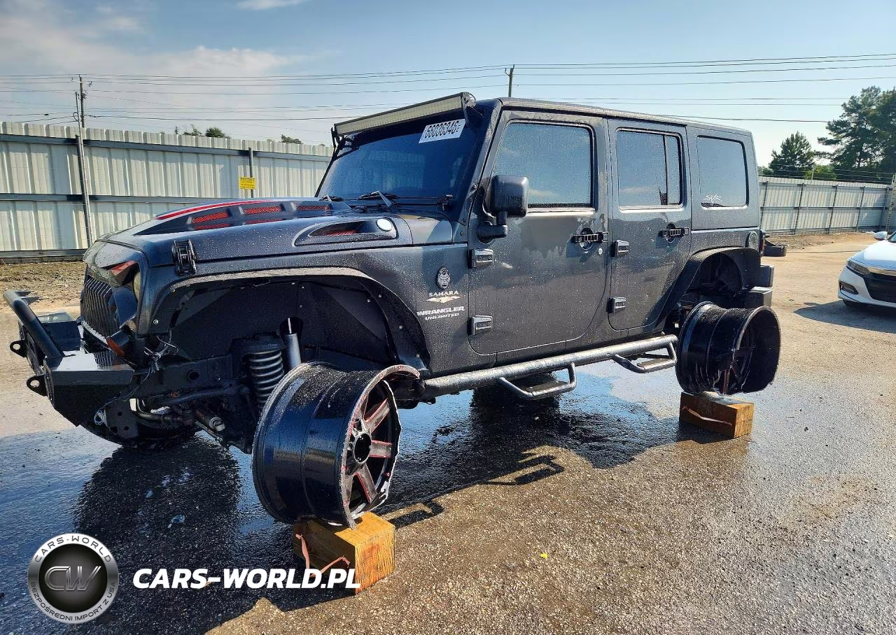 2010 Jeep Wrangler Unlimited Sahara VIN:1J4BA5H12AL144157 - 1