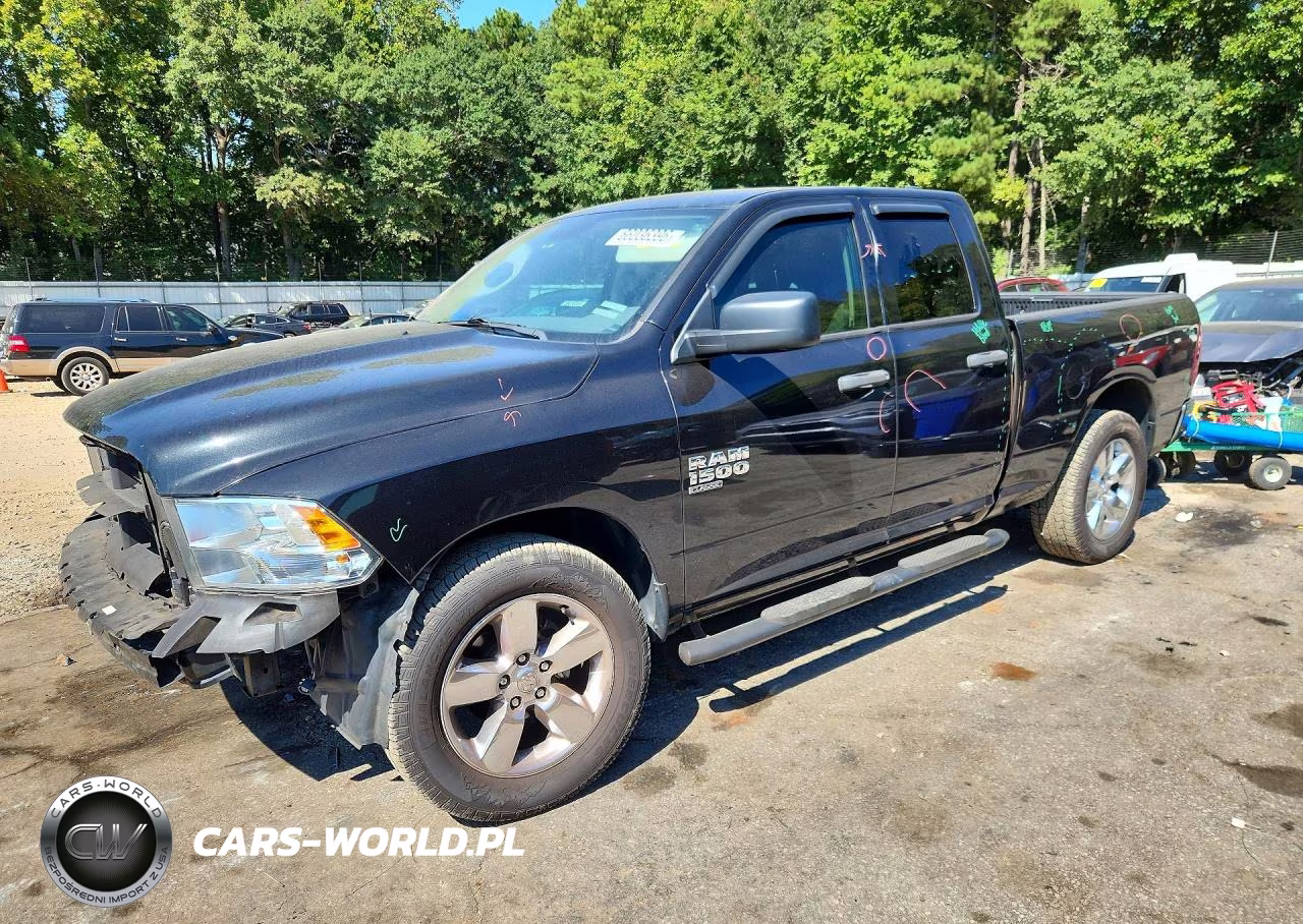 2019 Ram 1500 Classic Tradesman VIN:1C6RR6FG6KS528693 - 1