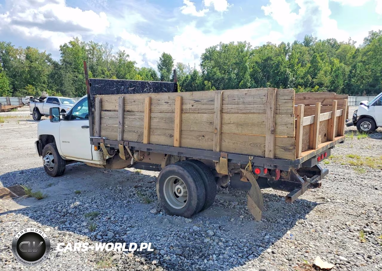 2015 Chevrolet Silverado K3500 VIN:1GB3KYCG8FF558784 - 2