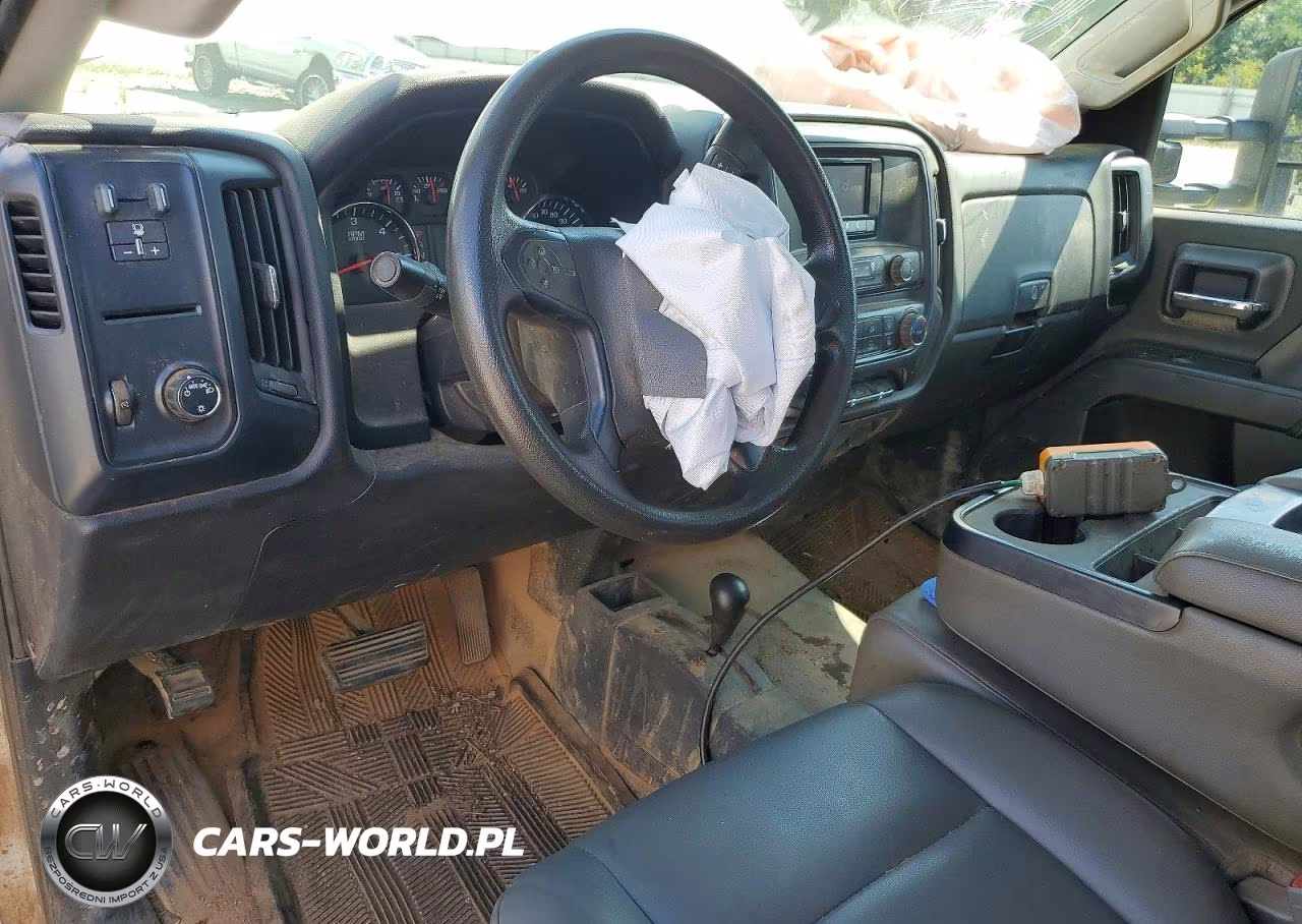 2015 Chevrolet Silverado K3500 VIN:1GB3KYCG8FF558784 - 8