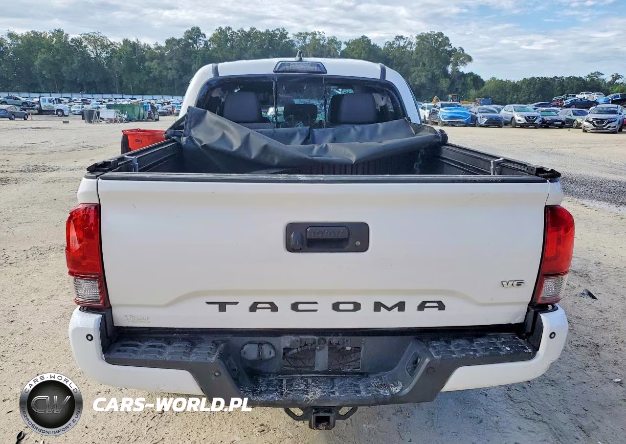2018 Toyota Tacoma Trd Sport VIN:3TMAZ5CN7JM077381 - 6
