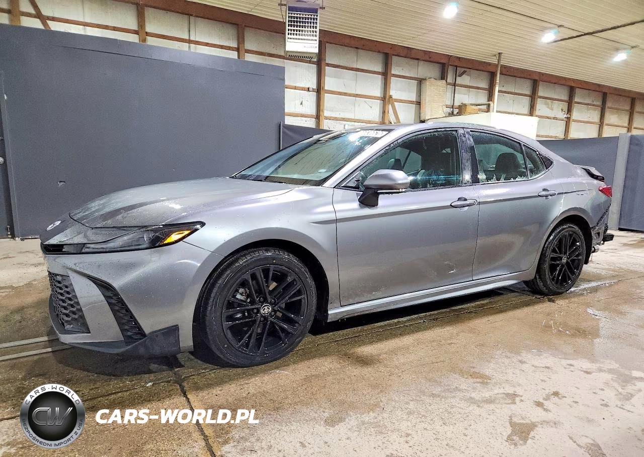 2025 Toyota Camry Se – zdjęcie 1 z 13