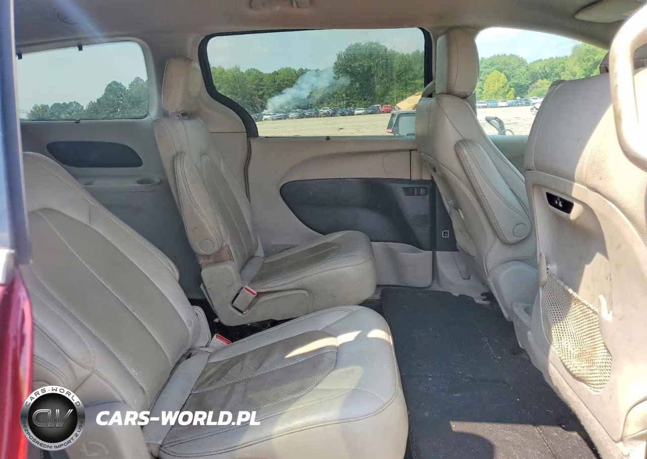 2021 Chrysler Pacifica Touring L VIN:2C4RC1BG2MR592091 - 11