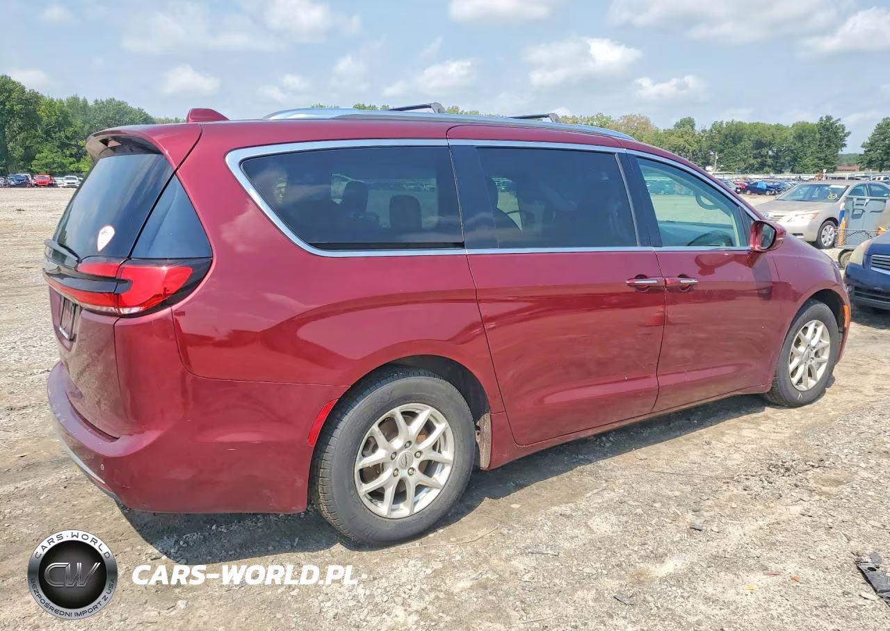2021 Chrysler Pacifica Touring L VIN:2C4RC1BG2MR592091 - 3