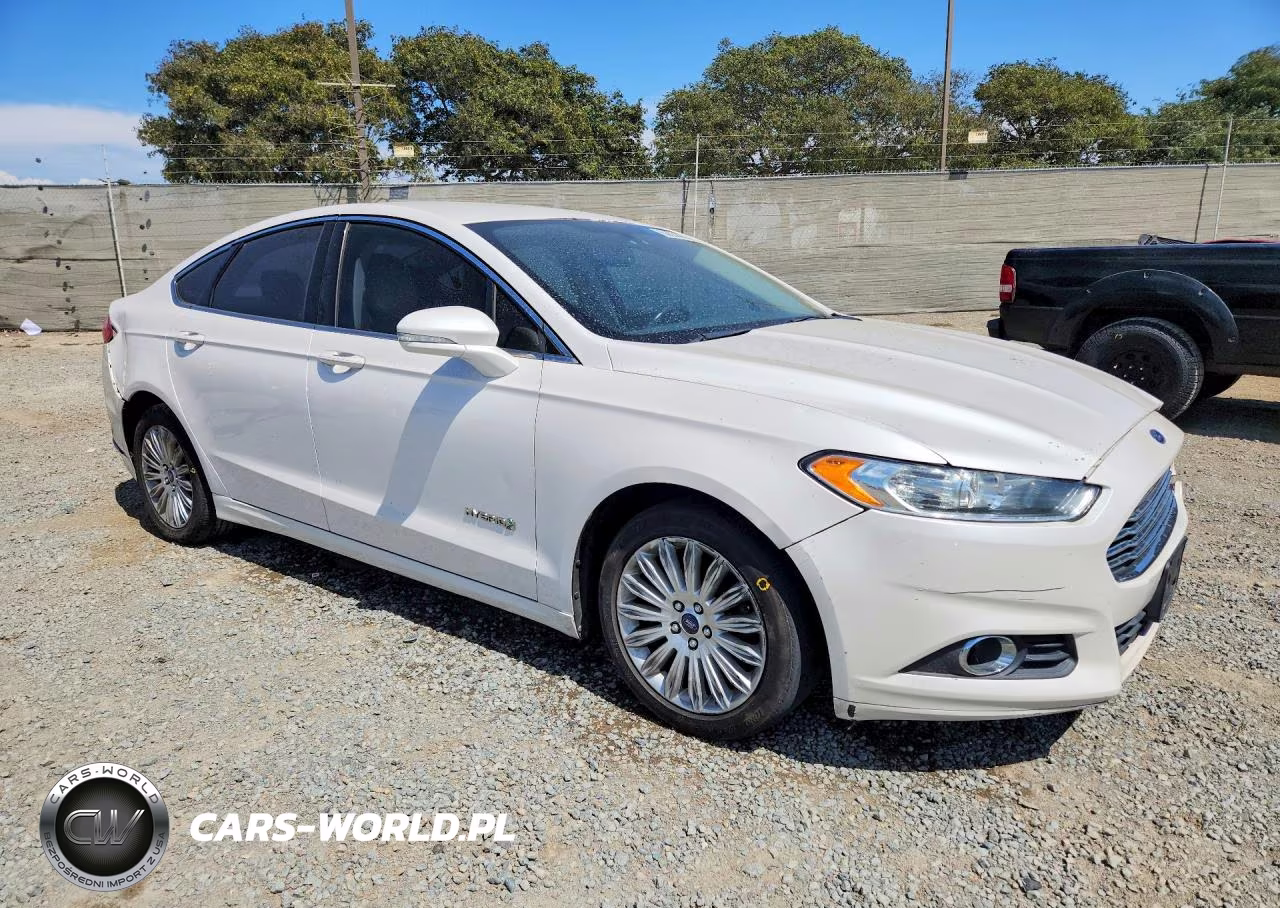 2013 Ford Fusion Se Hybrid VIN:3FA6P0LU7DR270908 - 4