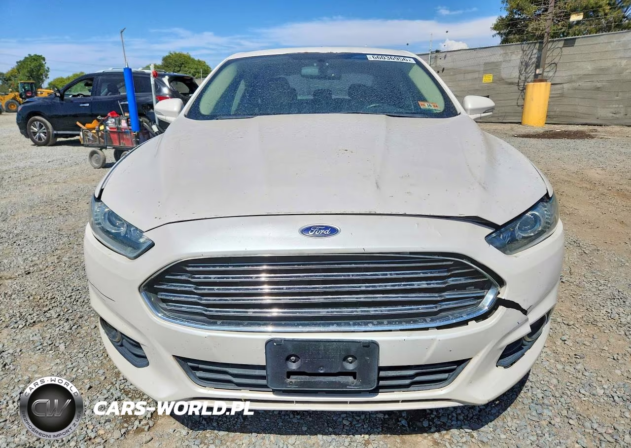 2013 Ford Fusion Se Hybrid VIN:3FA6P0LU7DR270908 - 5