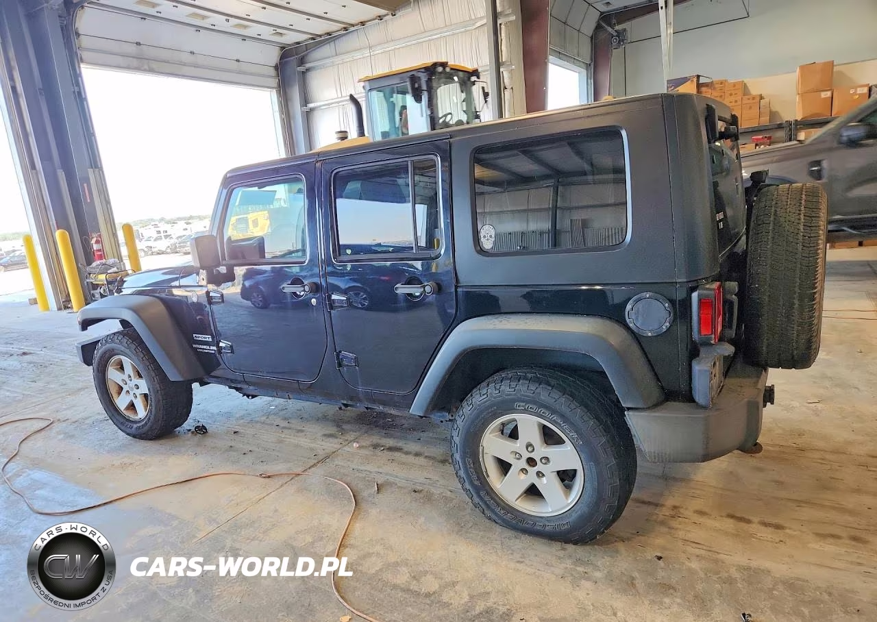 2010 Jeep Wrangler Unlimited Sport VIN:1J4BA3H11AL145806 - 2
