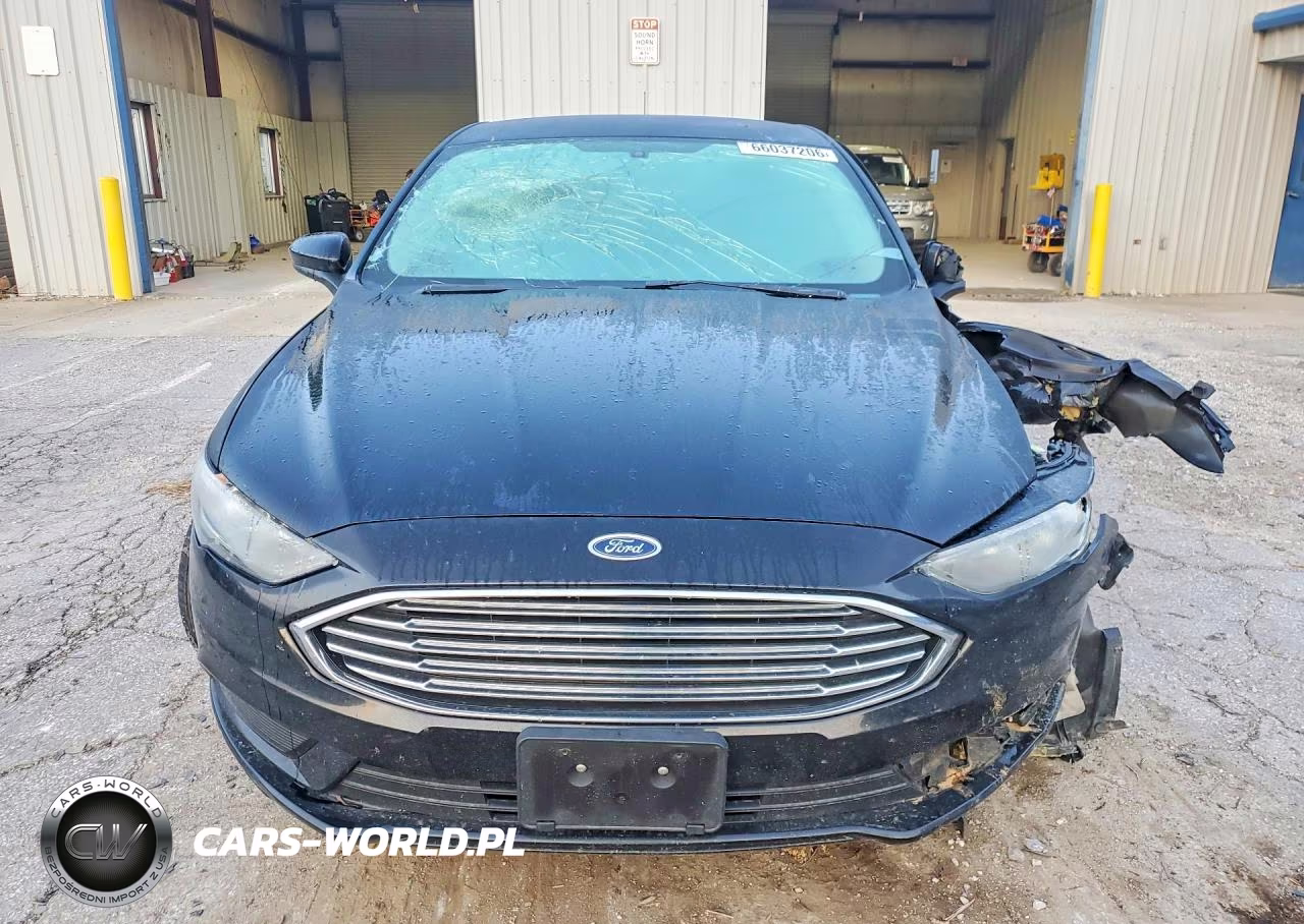 2017 Ford Fusion Se VIN:3FA6P0H76HR415185 - 5