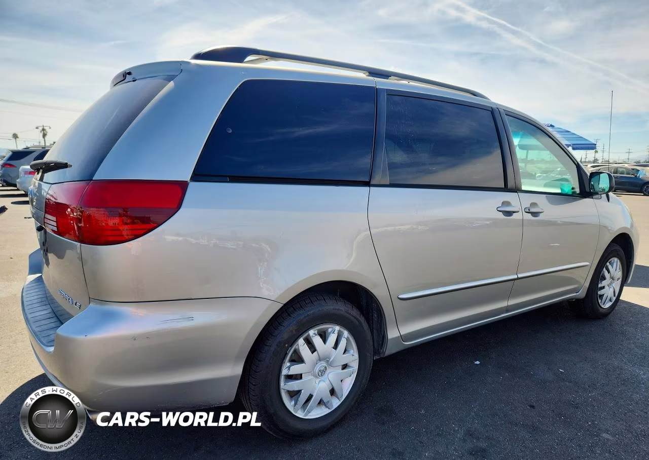 2005 Toyota Sienna Le 7 Passenger VIN:5TDZA23C65S251647 - 3