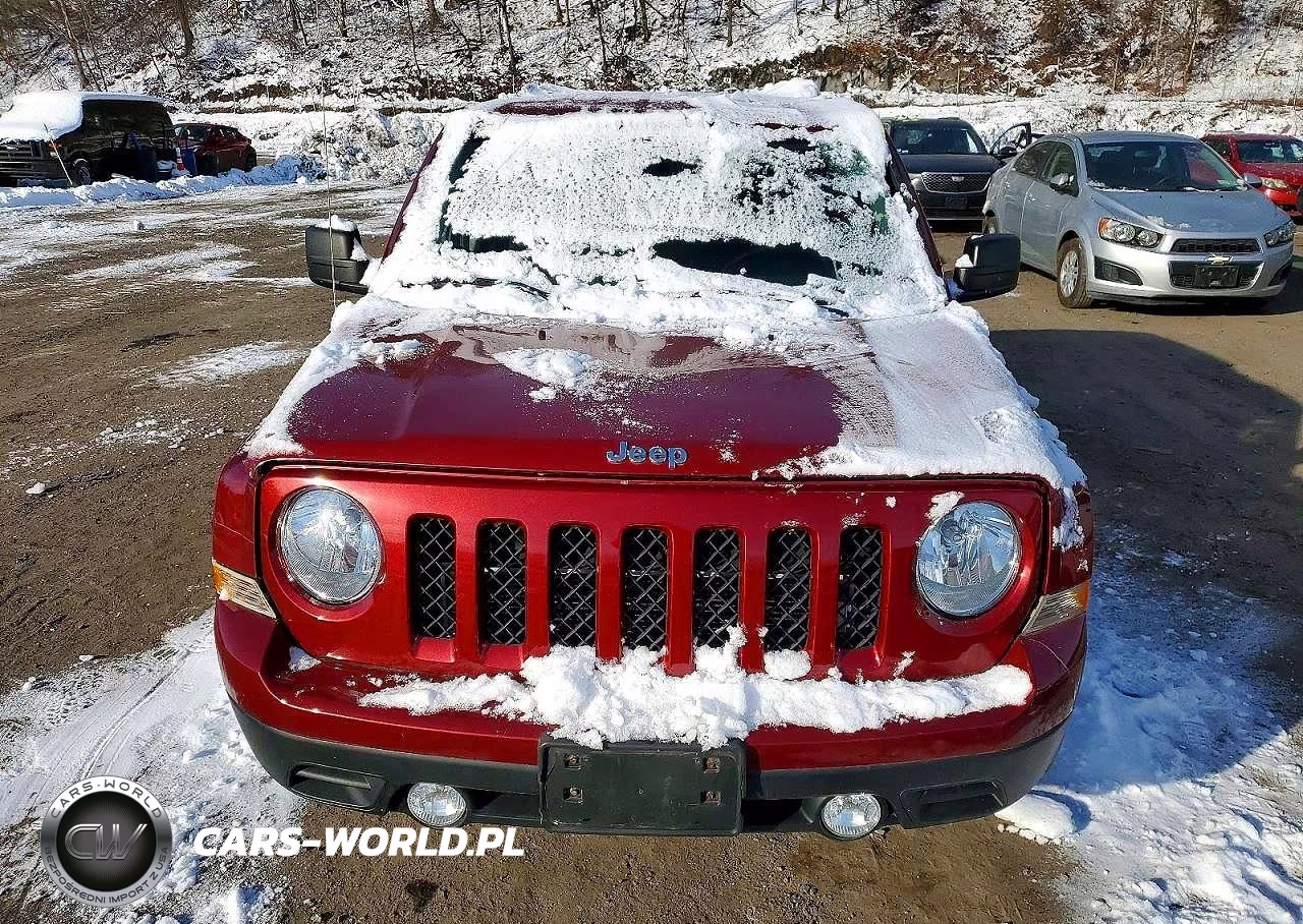 2015 Jeep Patriot Latitude VIN:1C4NJRFB5FD376694 - 5
