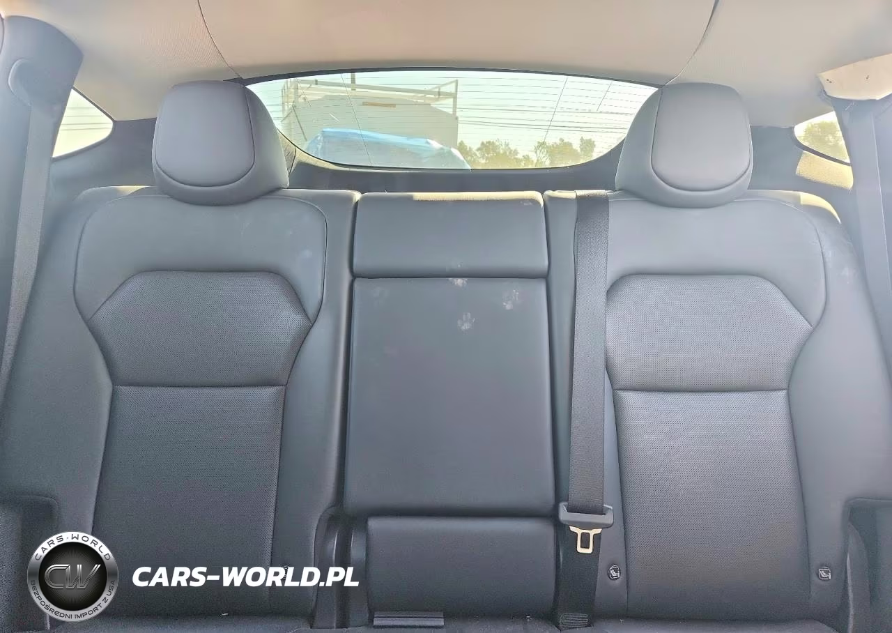 2026 Tesla Model Y VIN:7SAYGDED5TF516736 - 10