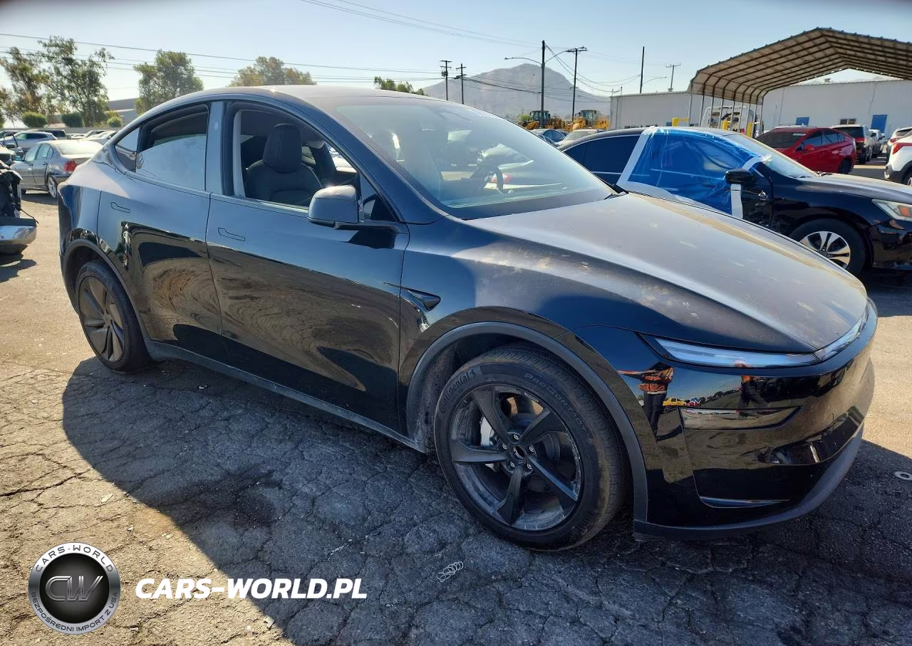 2026 Tesla Model Y VIN:7SAYGDED5TF516736 - 4
