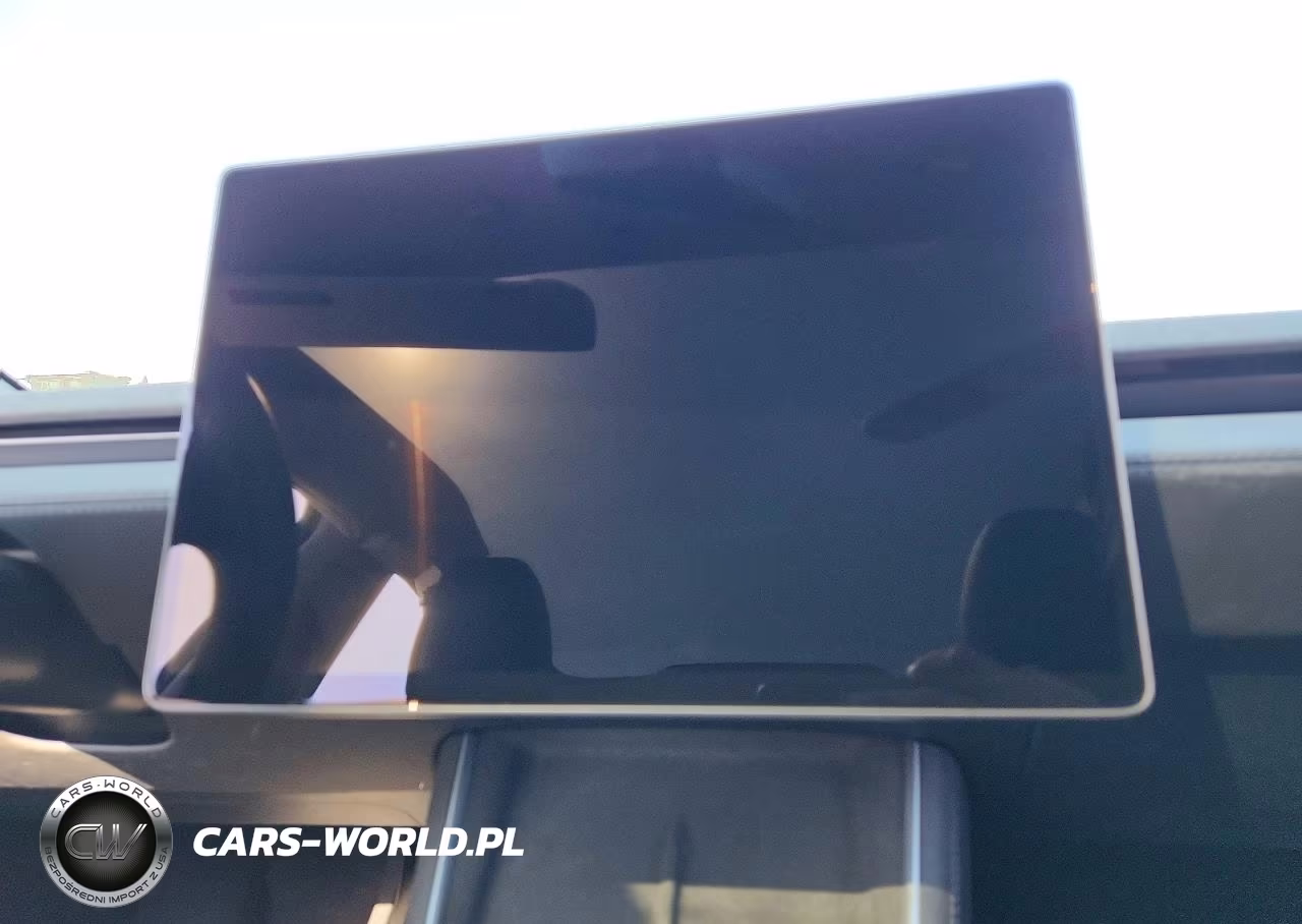 2026 Tesla Model Y VIN:7SAYGDED5TF516736 - 9