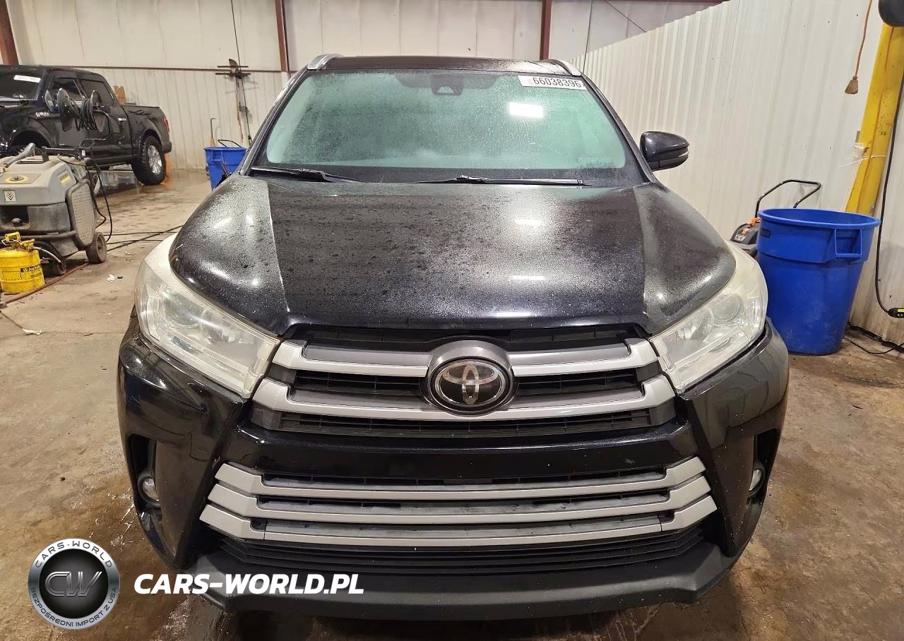 2018 Toyota Highlander Xle VIN:5TDJZRFH5JS884530 - 5