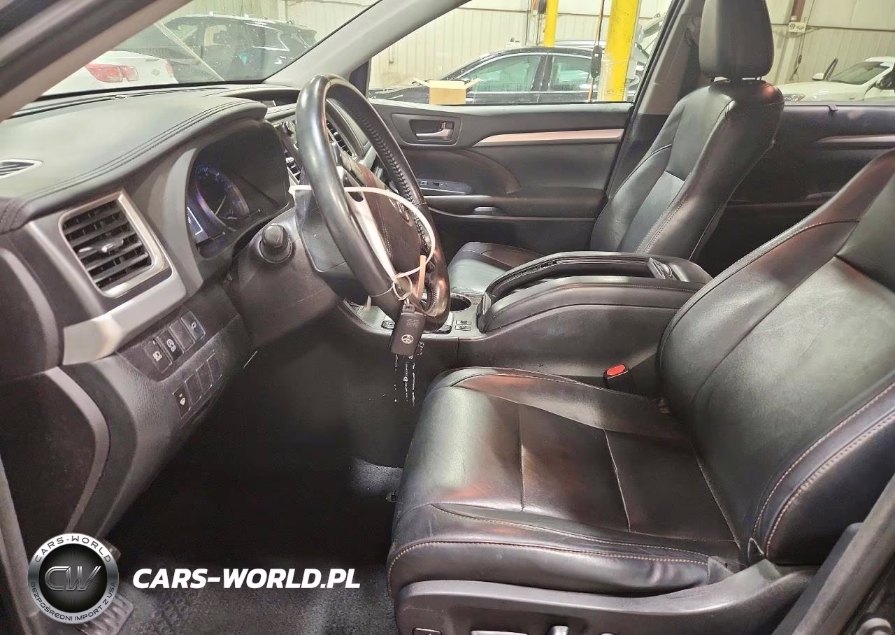 2018 Toyota Highlander Xle VIN:5TDJZRFH5JS884530 - 7