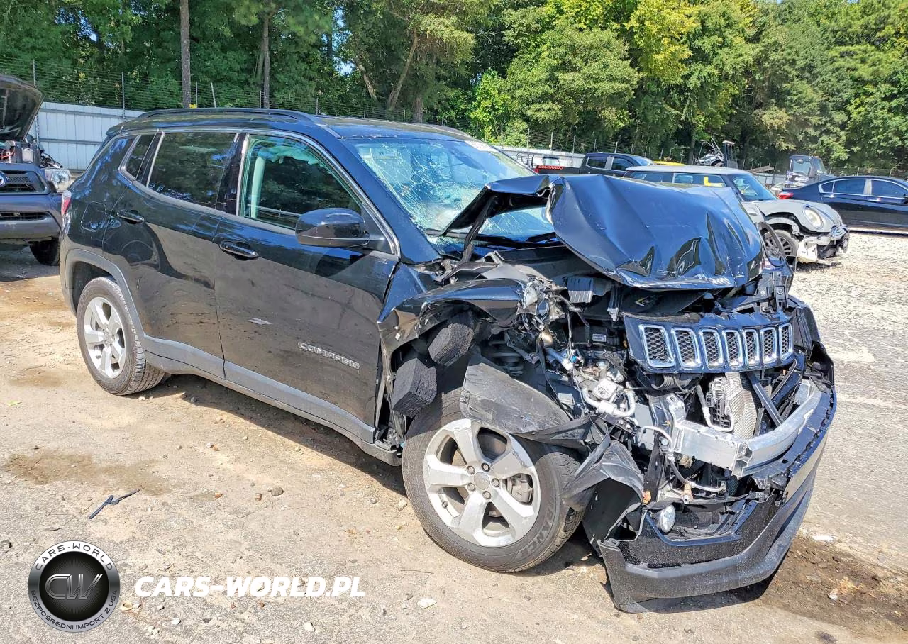 2019 Jeep Compass Latitude VIN:3C4NJCBB3KT851136 - 4