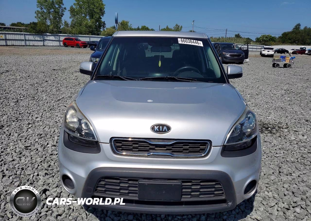 2012 Kia Soul + VIN:KNDJT2A61C7402437 - 5