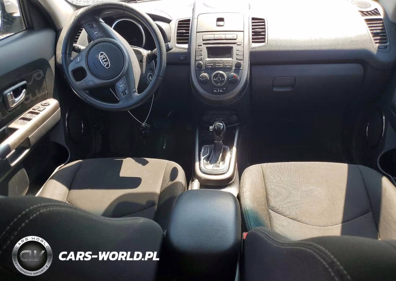 2012 Kia Soul + VIN:KNDJT2A61C7402437 - 8