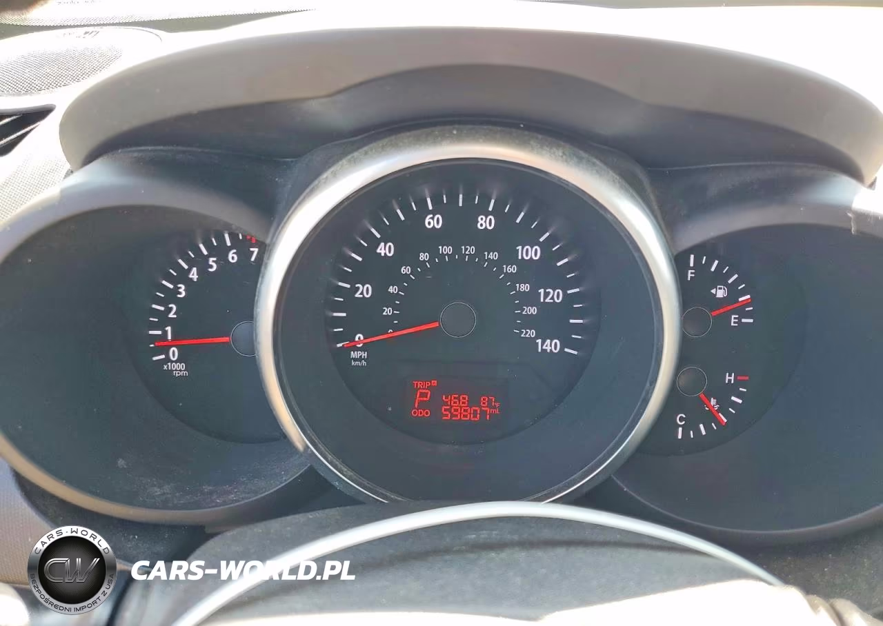 2012 Kia Soul + VIN:KNDJT2A61C7402437 - 9