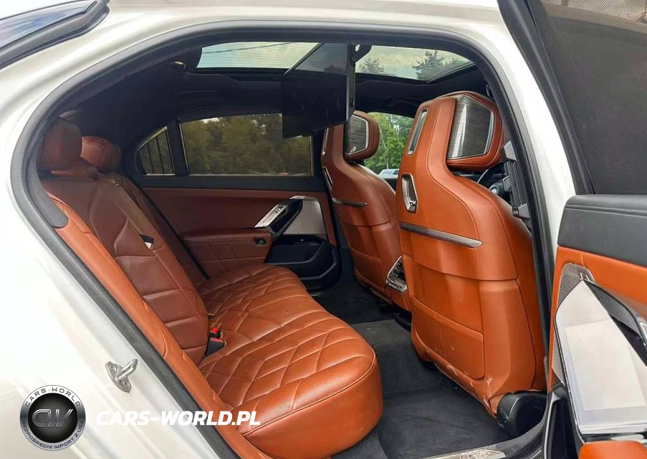 2024 BMW 760 Xi VIN:WBA33EJ0XRCP25744 - 9