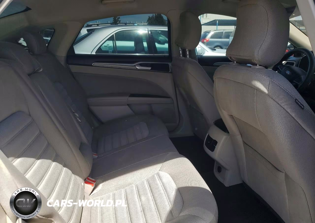 2019 Ford Fusion Se VIN:3FA6P0HD5KR178444 - 10