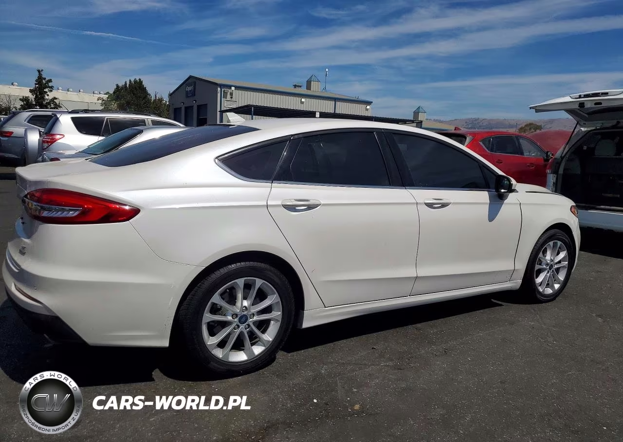 2019 Ford Fusion Se VIN:3FA6P0HD5KR178444 - 3