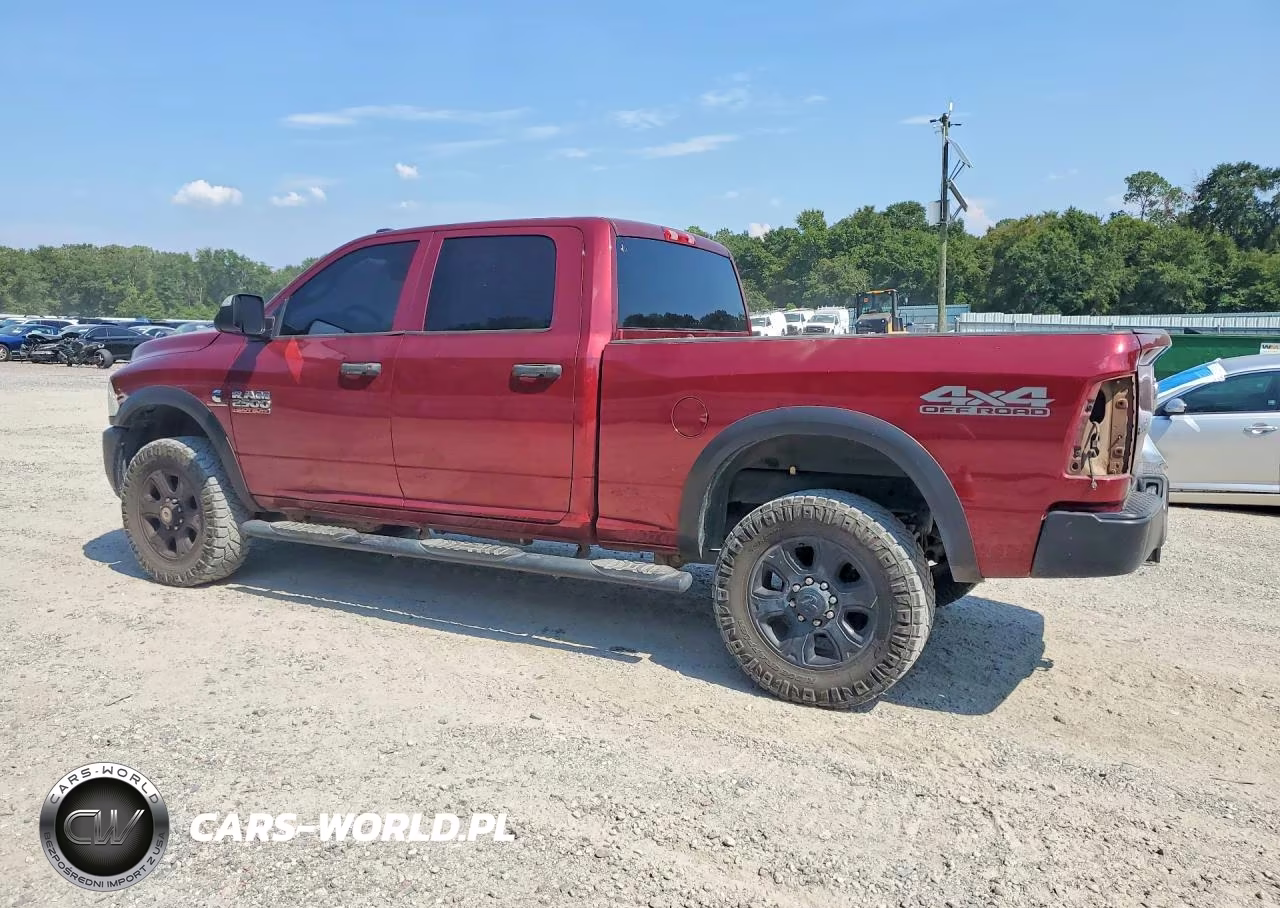 RAM 2500 ST VIN:3C6UR5CL1JG380383 - 2