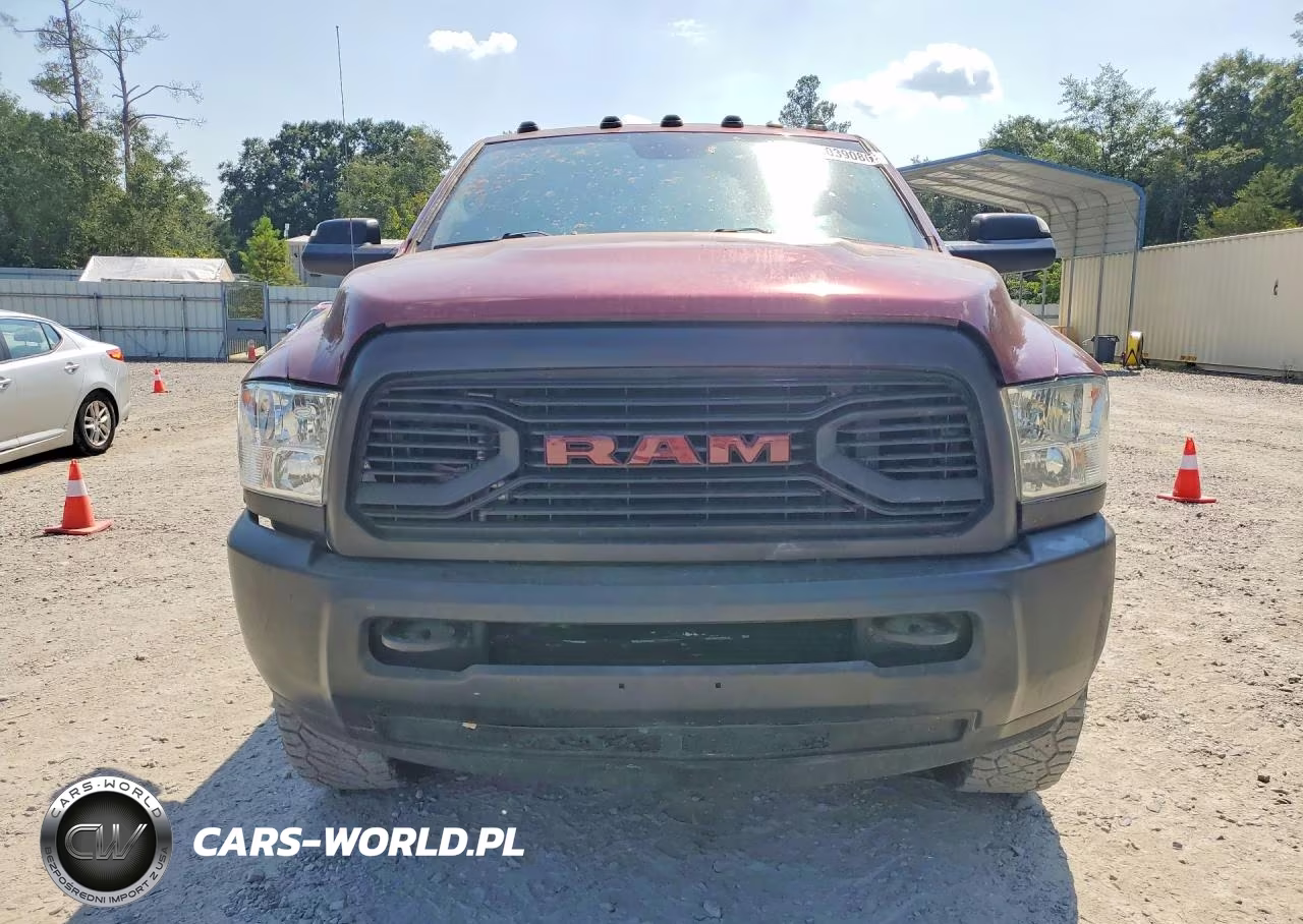 RAM 2500 ST VIN:3C6UR5CL1JG380383 - 5