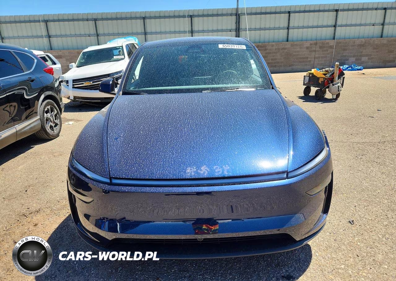 2026 Tesla Model Y VIN:7SAYGDEE8TF677106 - 5