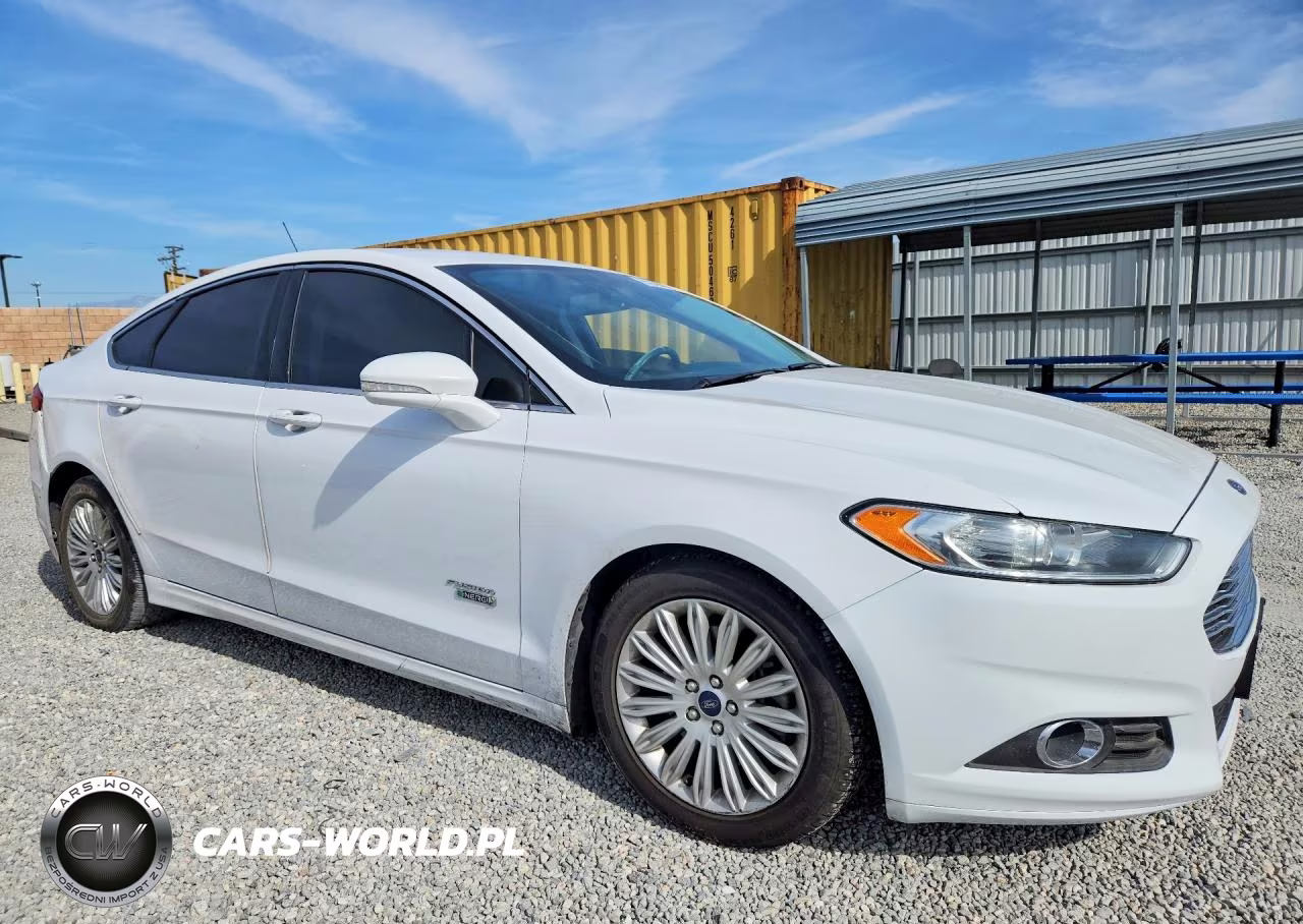 2016 Ford Fusion Se VIN:3FA6P0PU7GR320754 - 4
