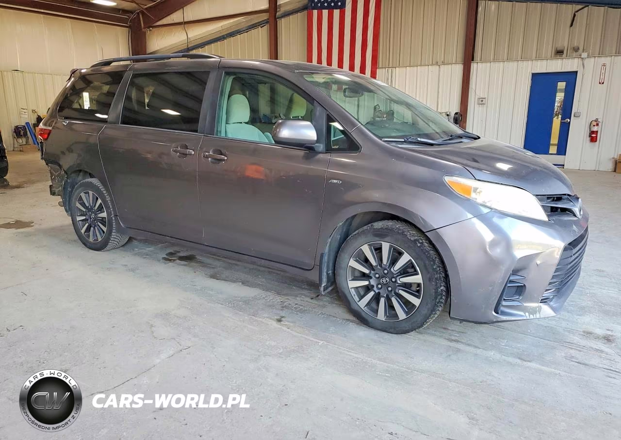 2019 Toyota Sienna Le VIN:5TDJZ3DC5KS218130 - 4