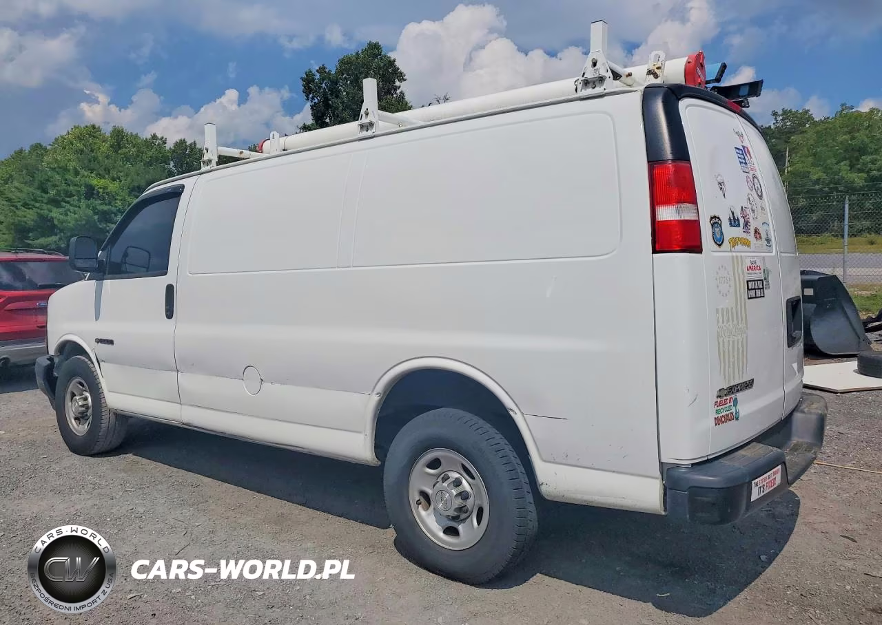 2017 Chevrolet Express G2500 VIN:1GCWGAFF8H1317599 - 2
