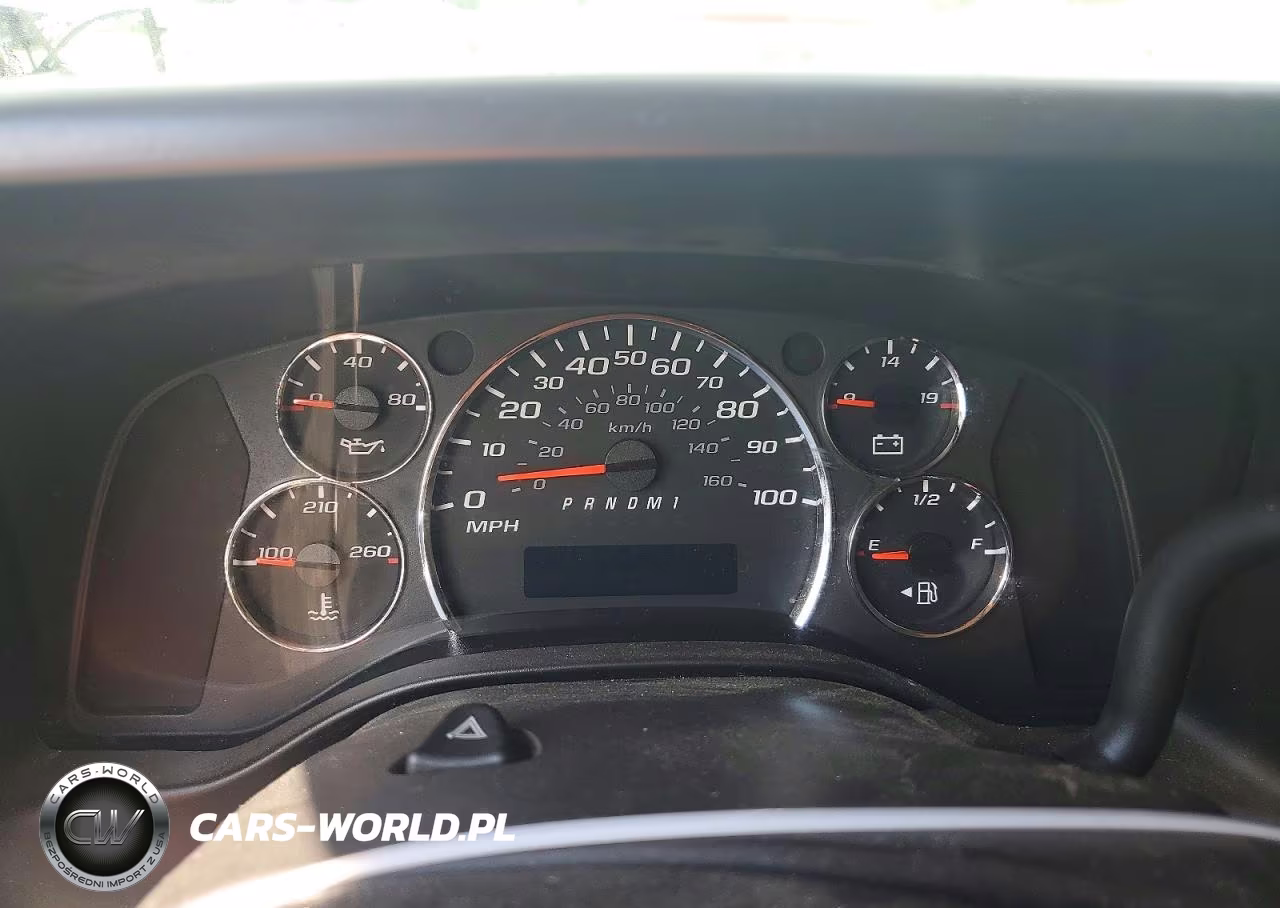 2017 Chevrolet Express G2500 VIN:1GCWGAFF8H1317599 - 9