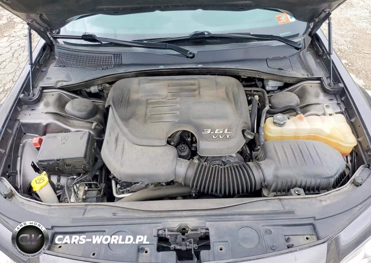 2014 Chrysler 300 VIN:2C3CCAAG9EH207595 - 11