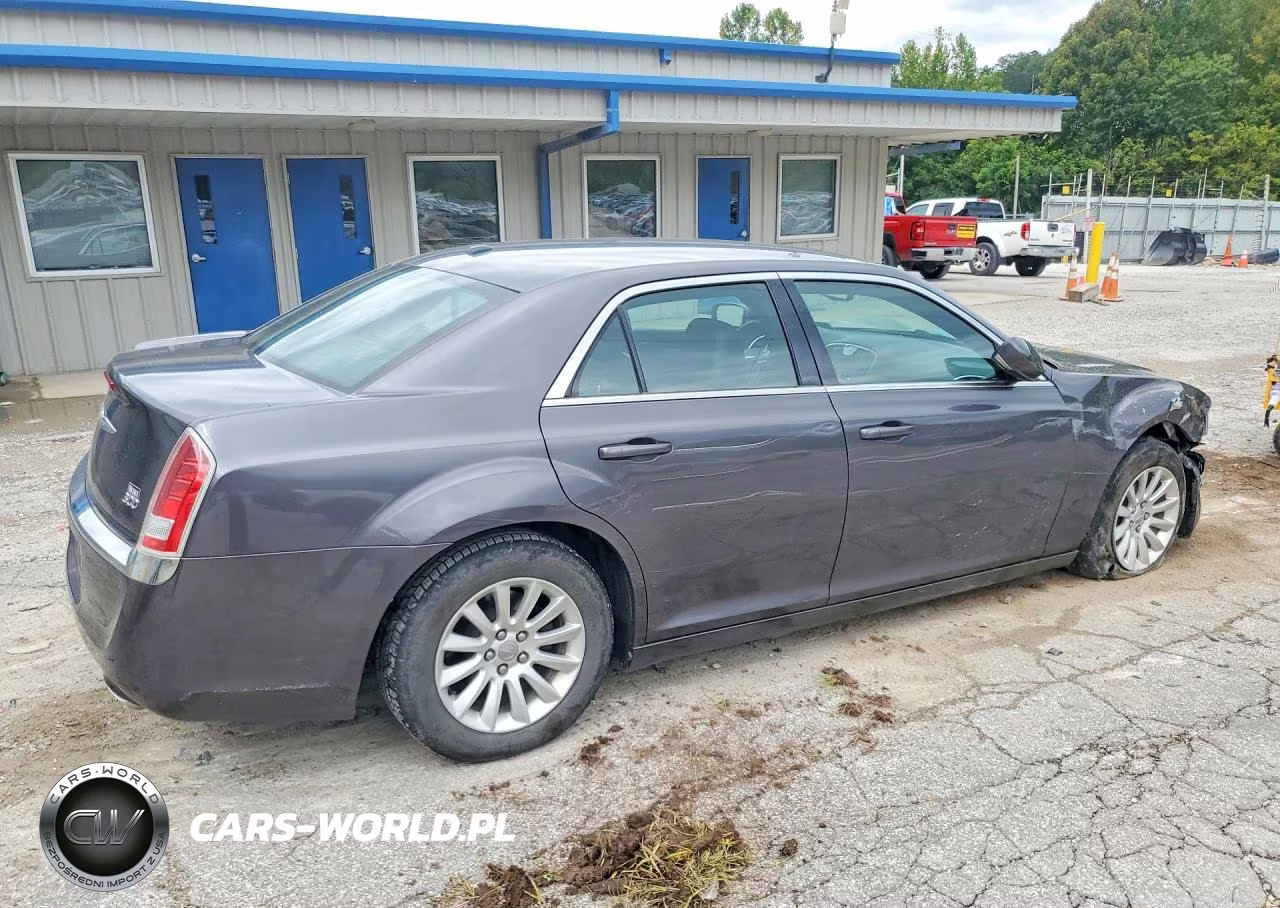 2014 Chrysler 300 VIN:2C3CCAAG9EH207595 - 3