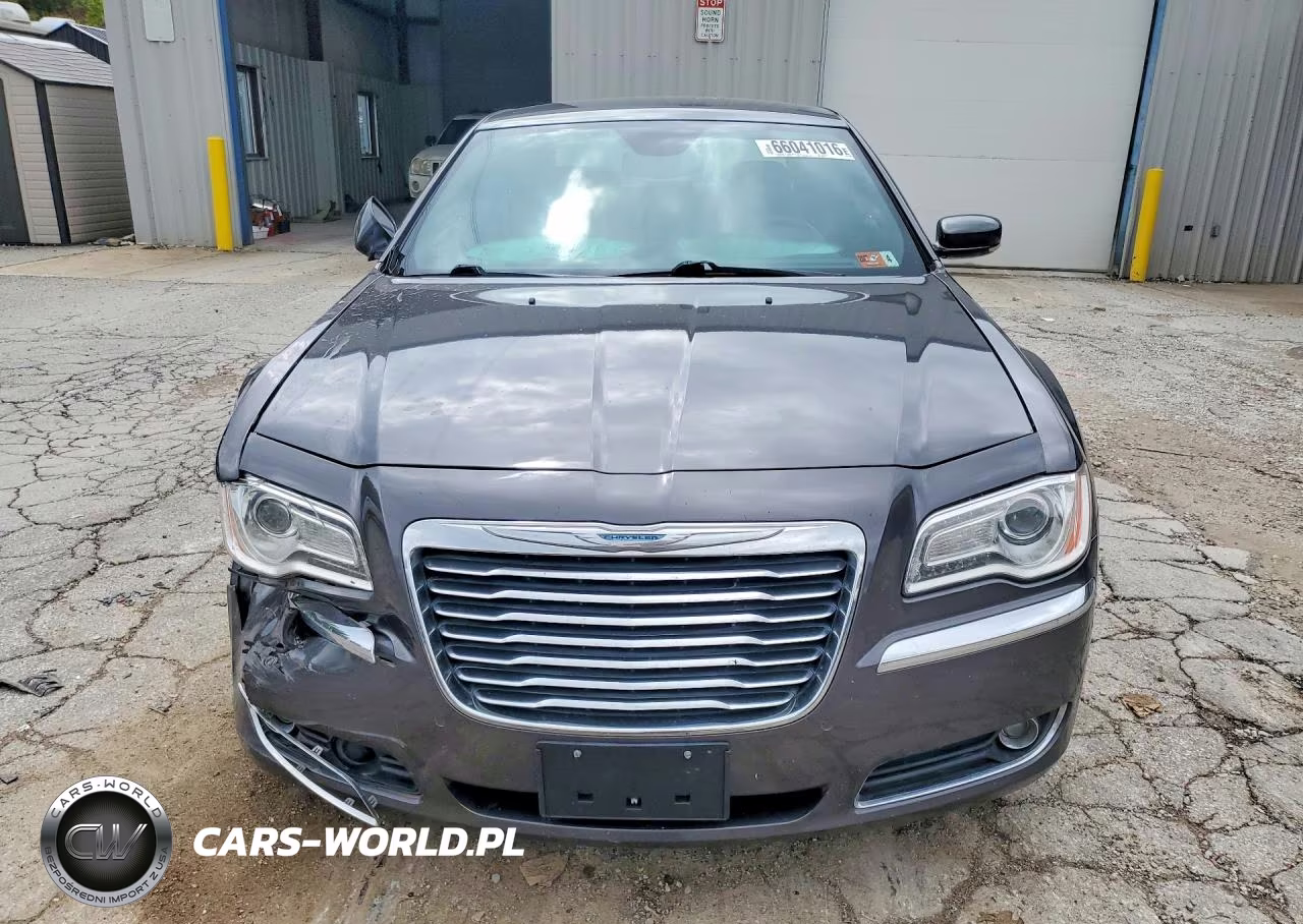 2014 Chrysler 300 VIN:2C3CCAAG9EH207595 - 5