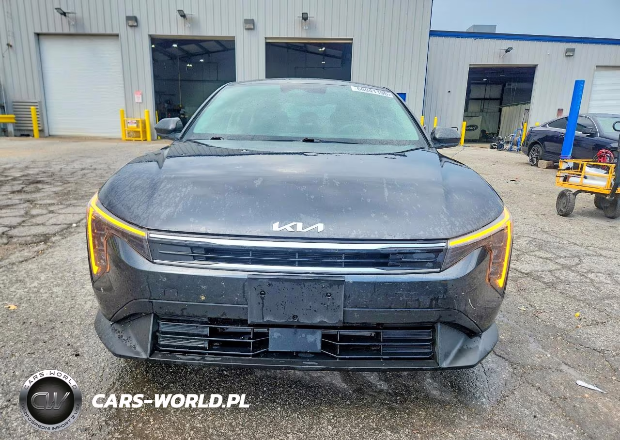 2025 Kia K4 Lxs VIN:3KPFT4DE7SE015572 - 5