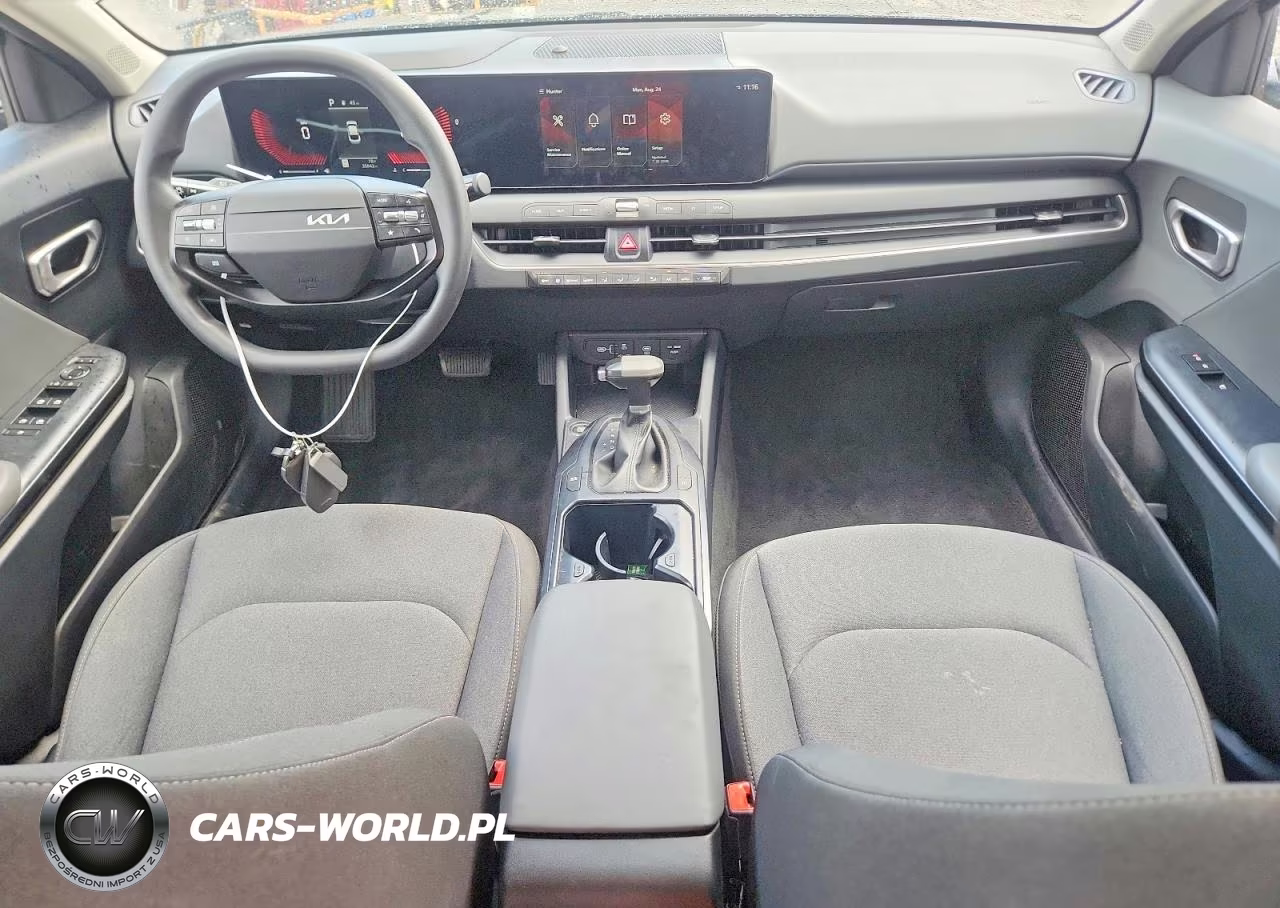 2025 Kia K4 Lxs VIN:3KPFT4DE7SE015572 - 8