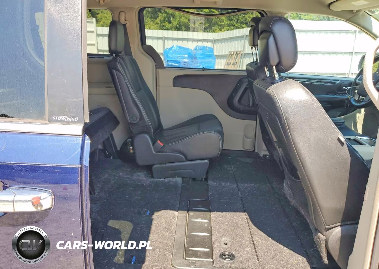 2013 Chrysler Town & Country Touring L VIN:2C4RC1CG0DR780185 - 11