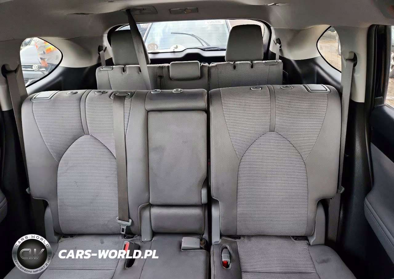 2020 Toyota Highlander L VIN:5TDCZRBH1LS037005 - 10