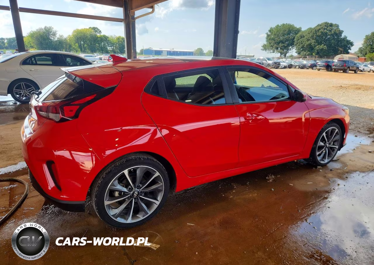 2020 Hyundai Veloster 2.0L Premium VIN:KMHTG6AF9LU030170 - 3