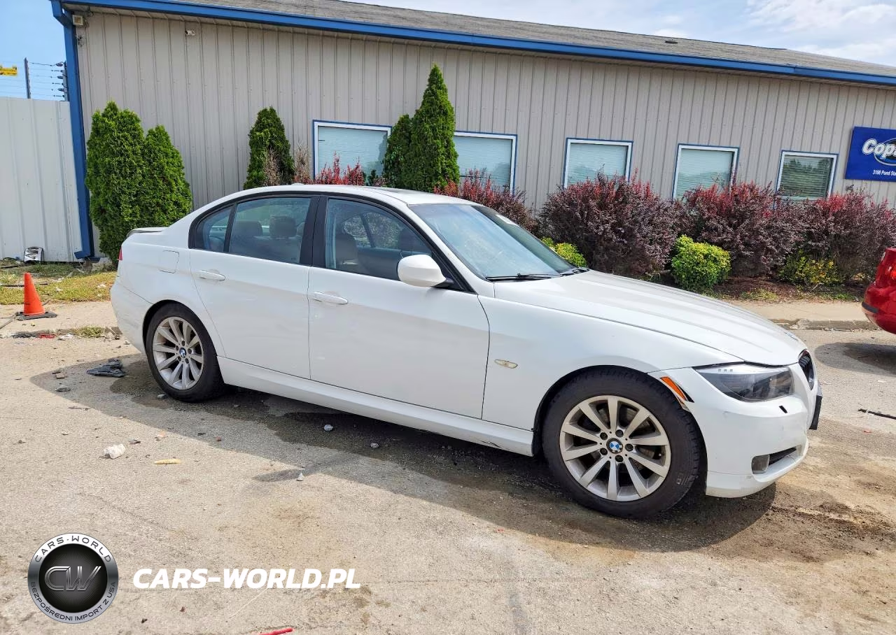 2011 BMW 328 I VIN:WBAPH7C53BA801510 - 4