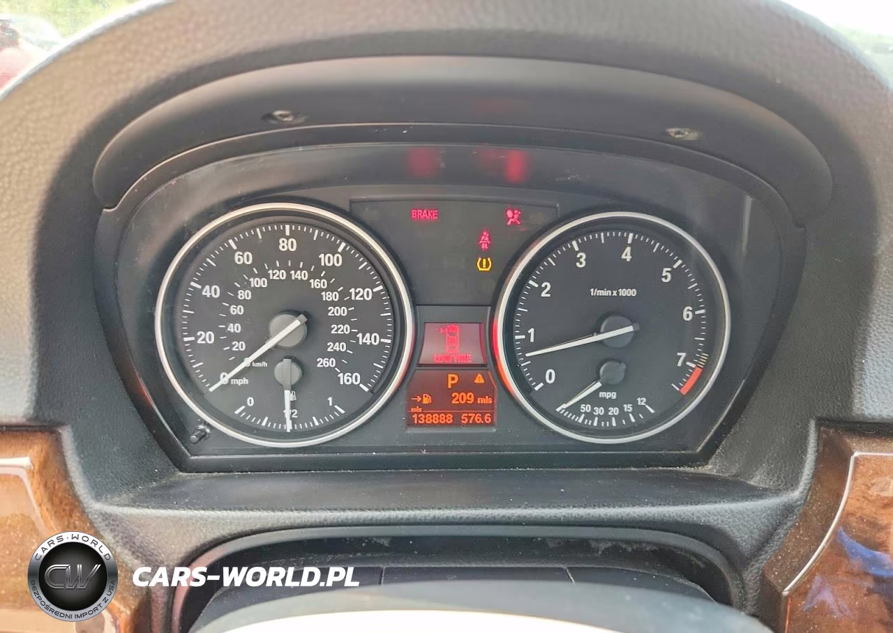 2011 BMW 328 I VIN:WBAPH7C53BA801510 - 9