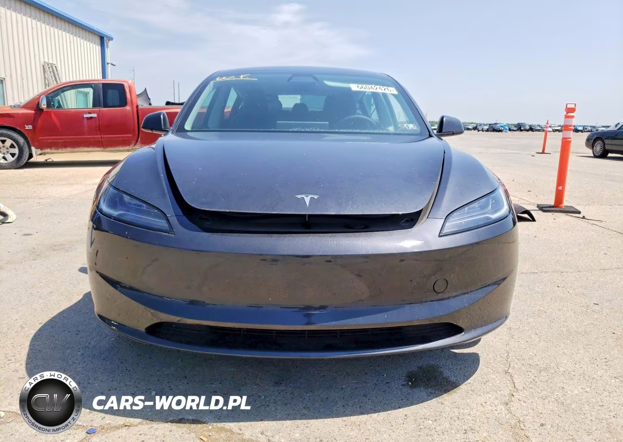 2025 Tesla Model 3 VIN:5YJ3E1EA5SF933113 - 5