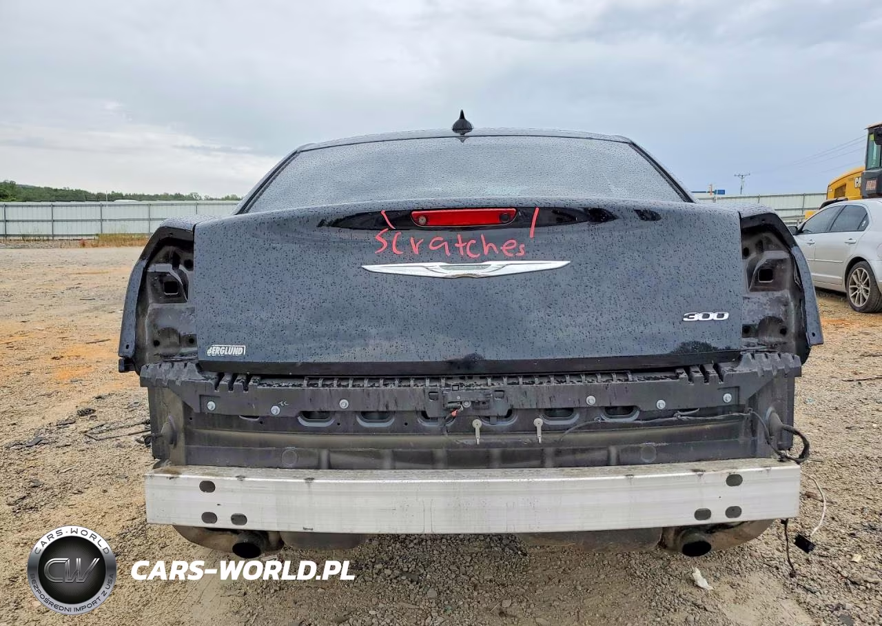 2019 Chrysler 300 Touring VIN:2C3CCAAG6KH636897 - 6