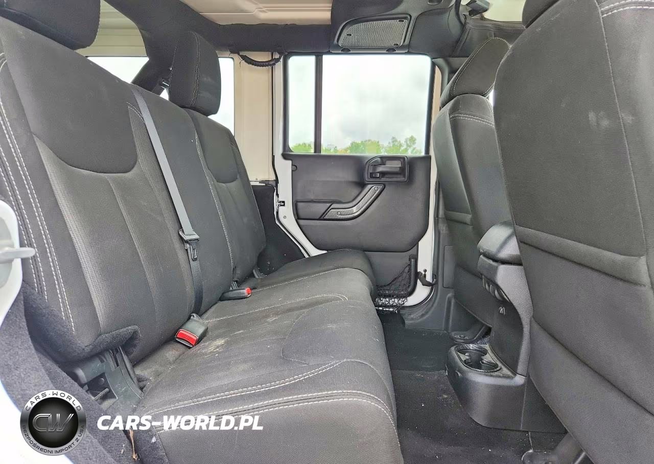 2015 Jeep Wrangler VIN:1C4BJWEG8FL537320 - 11